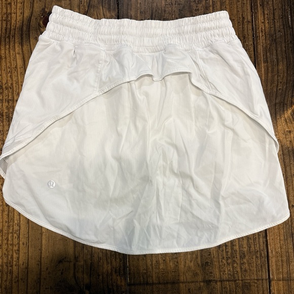 Lululemon Athletica White Skort - Picture 2 of 4